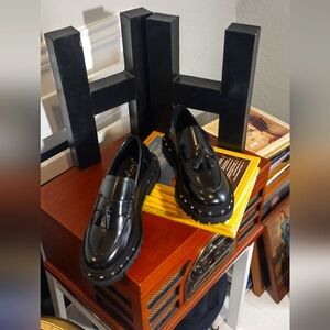 NWOT- Free People Platform Loafers